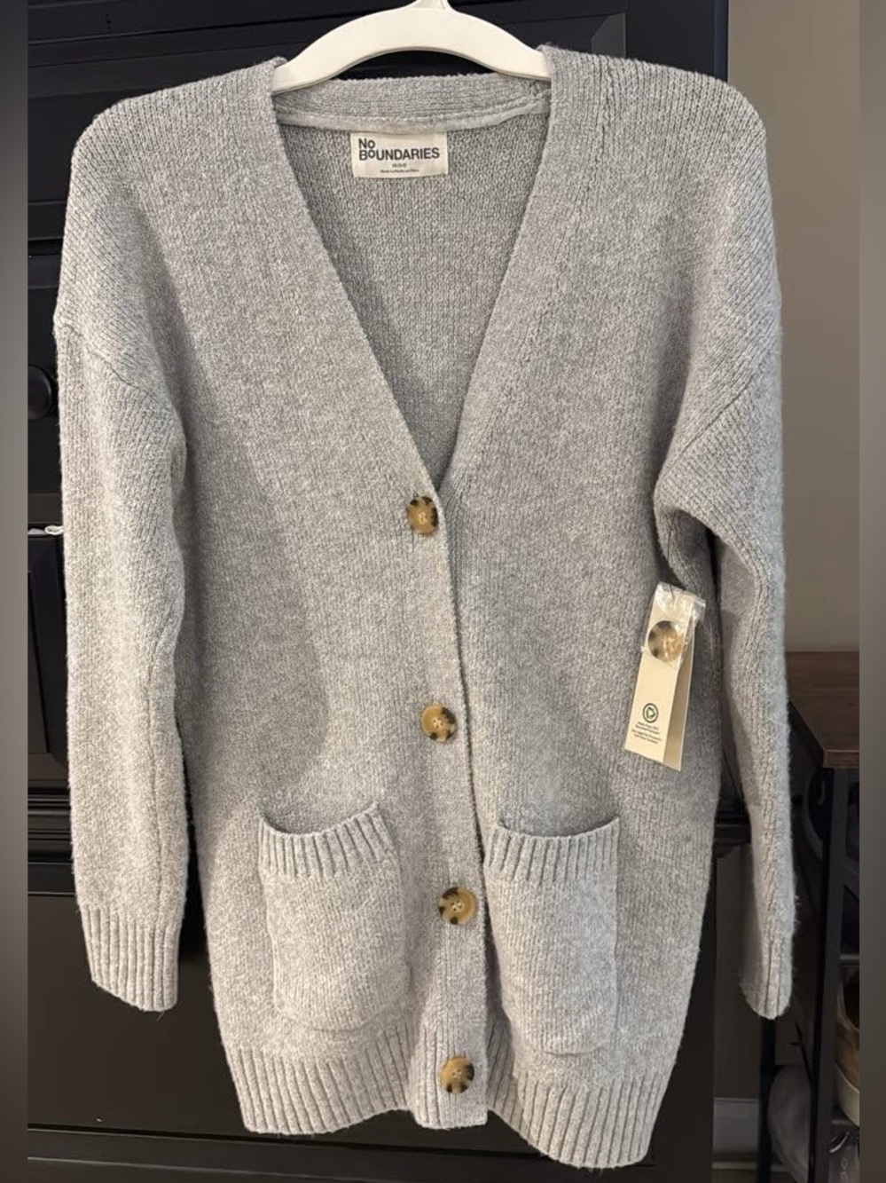 No Boundaries Women's Light Gray Button-Front Cardigan Sweater